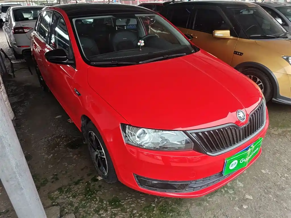 Skoda Rapid Spaceback 2016 — фото 4