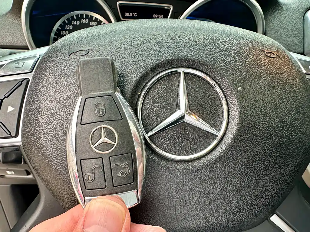 Mercedes-Benz M-Class 2013 — фото 29