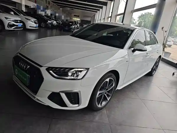 Audi A4L 2022