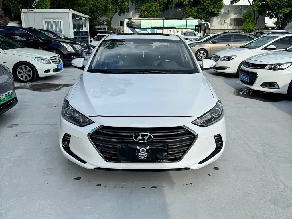 Hyundai Celesta 2018 — фото 2