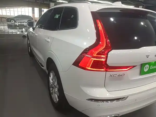 Volvo XC60 2021