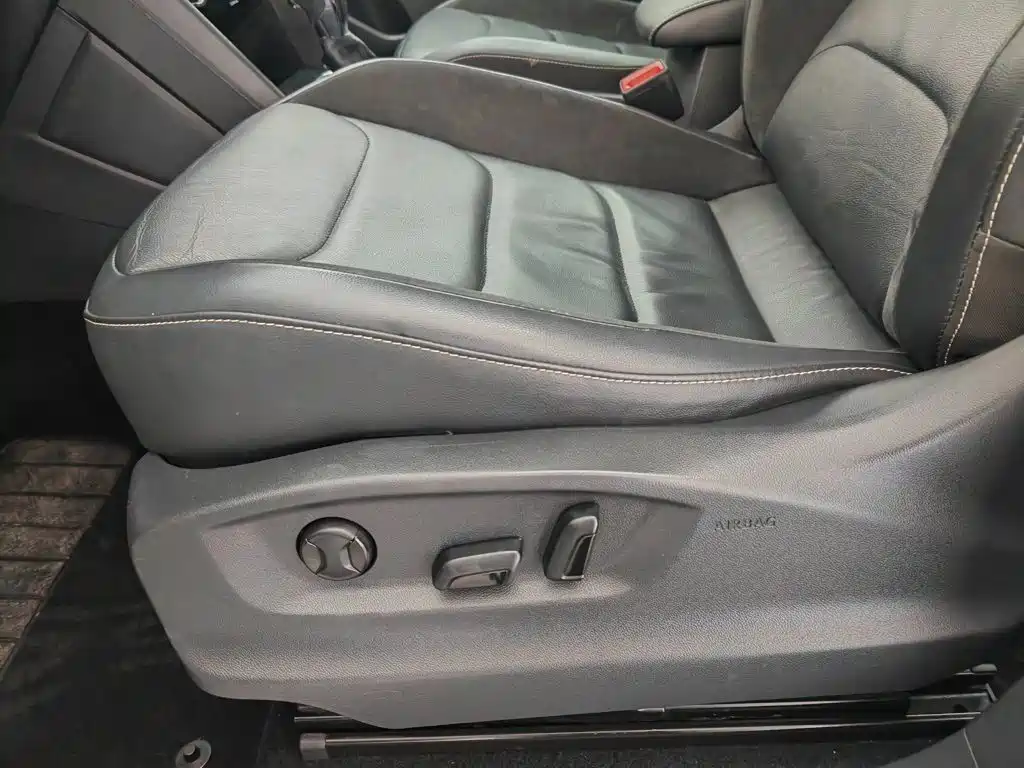 Volkswagen Tiguan L 2017 — фото 20