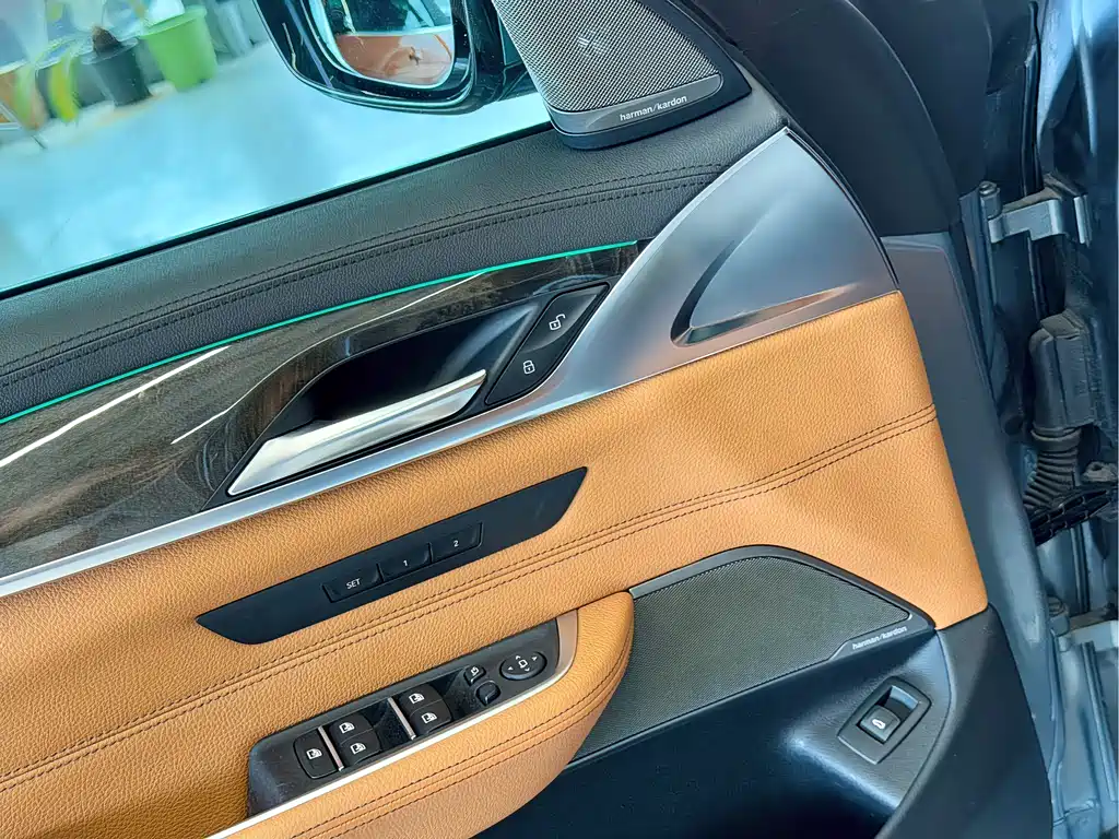 BMW 6 Series GT 2018 — фото 27