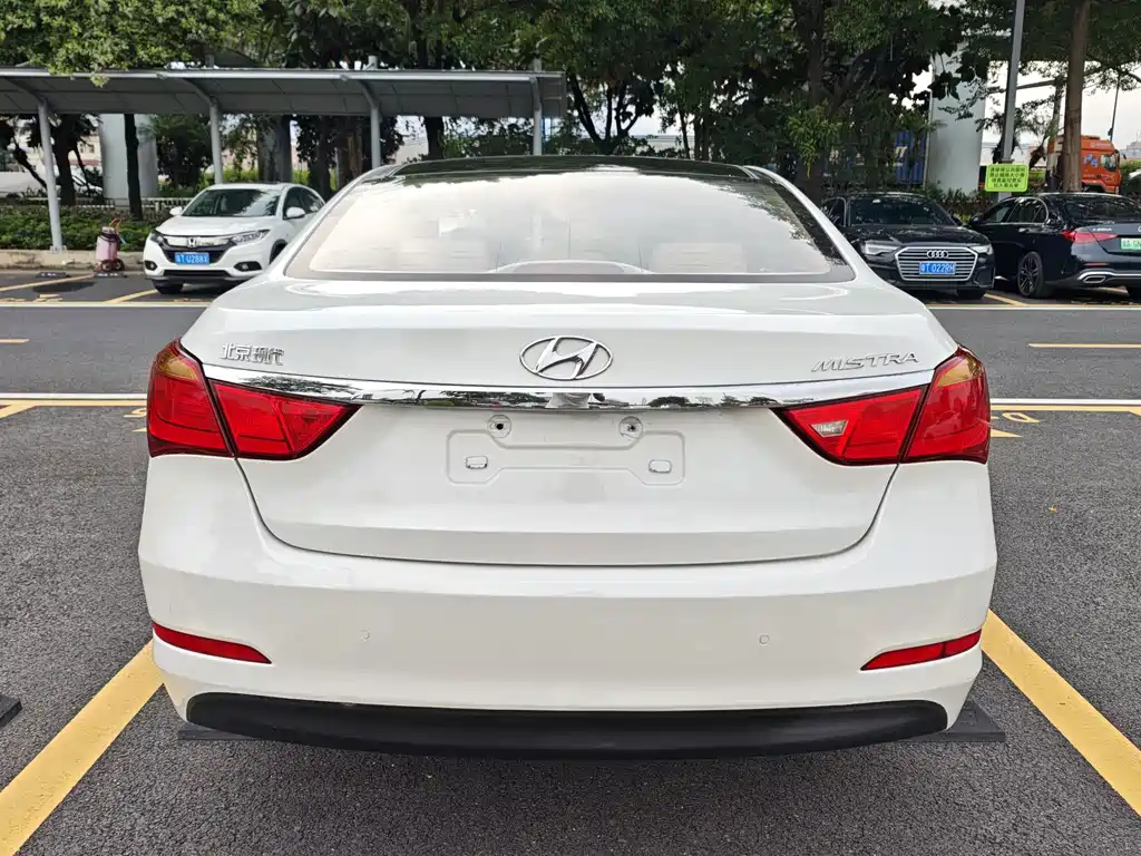 Hyundai Mistra 2015 — фото 22