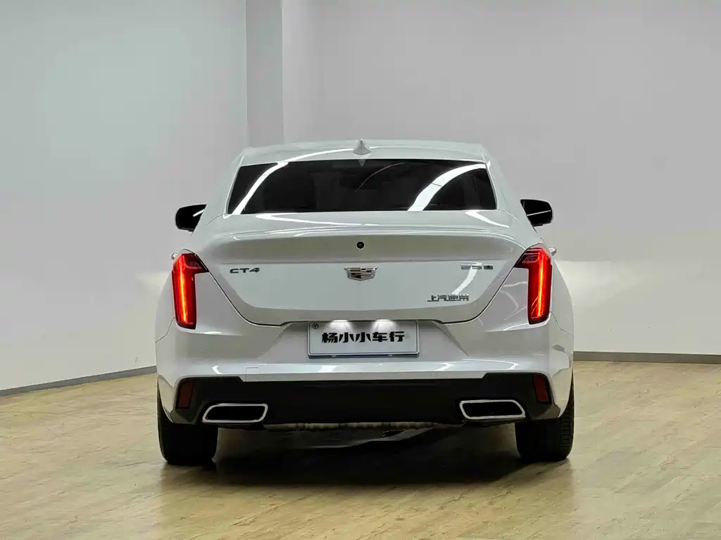 Cadillac CT4 2023 — фото 25