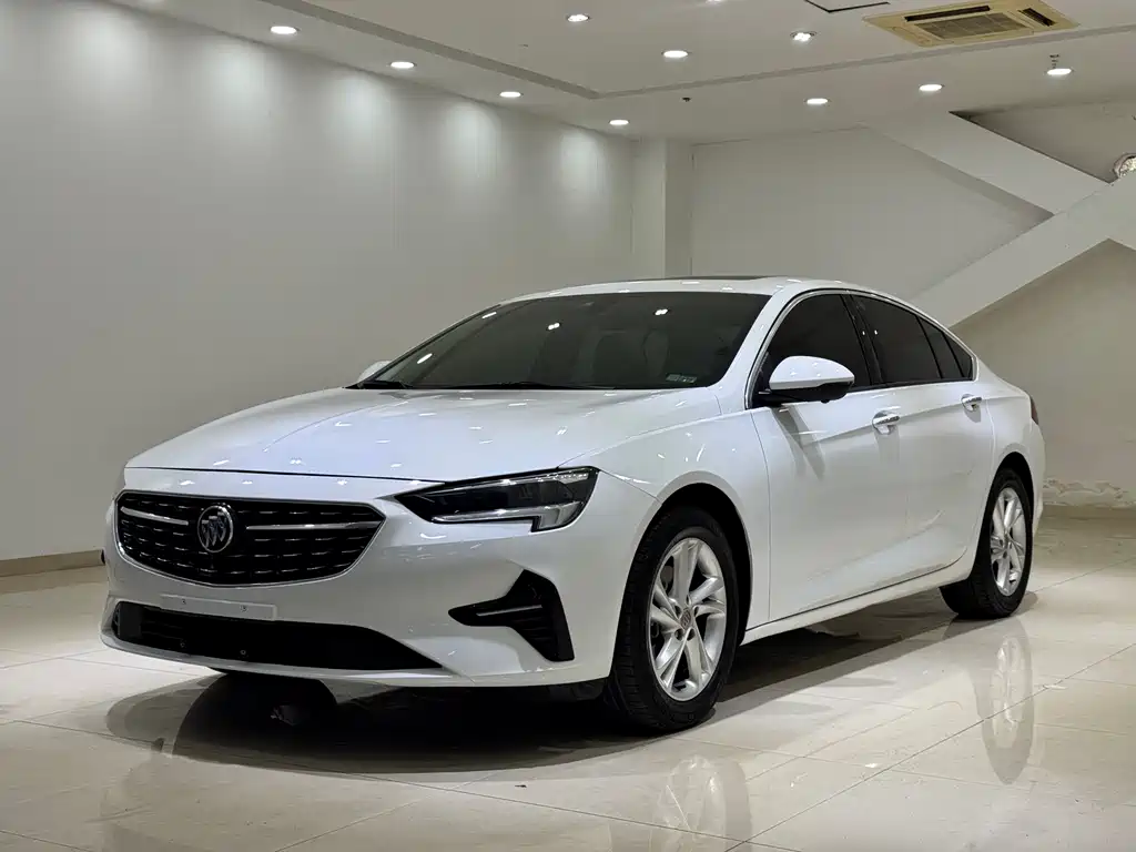 Buick Regal 2021 — фото 1