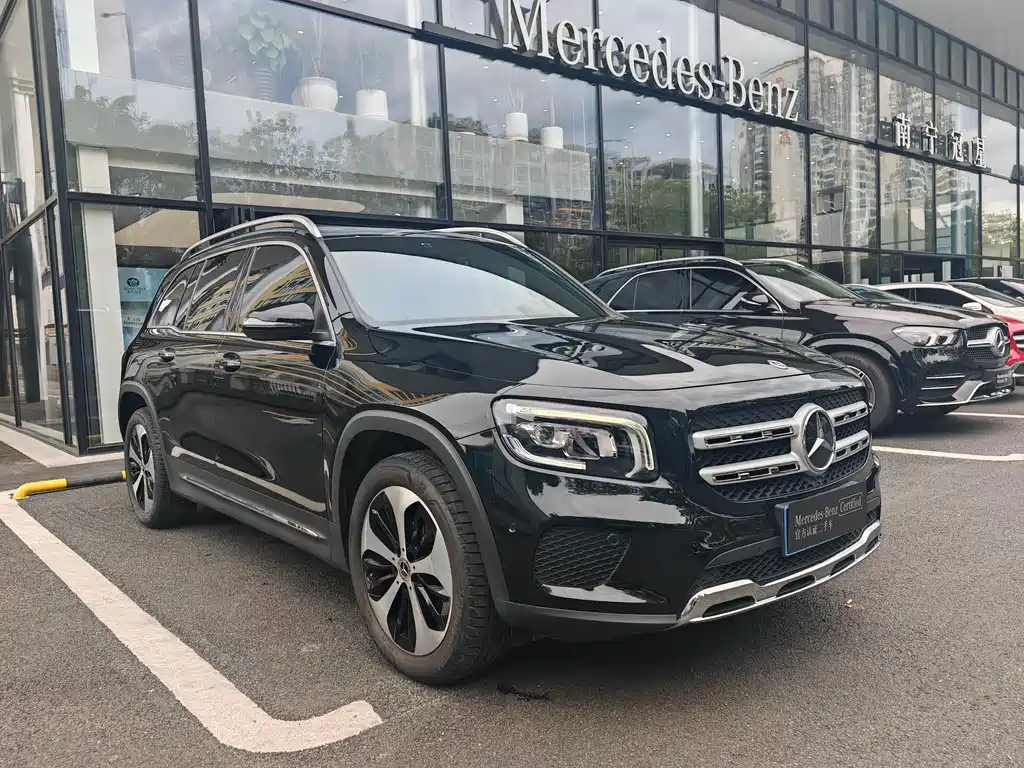 Mercedes-Benz GLB 2023 — фото 13