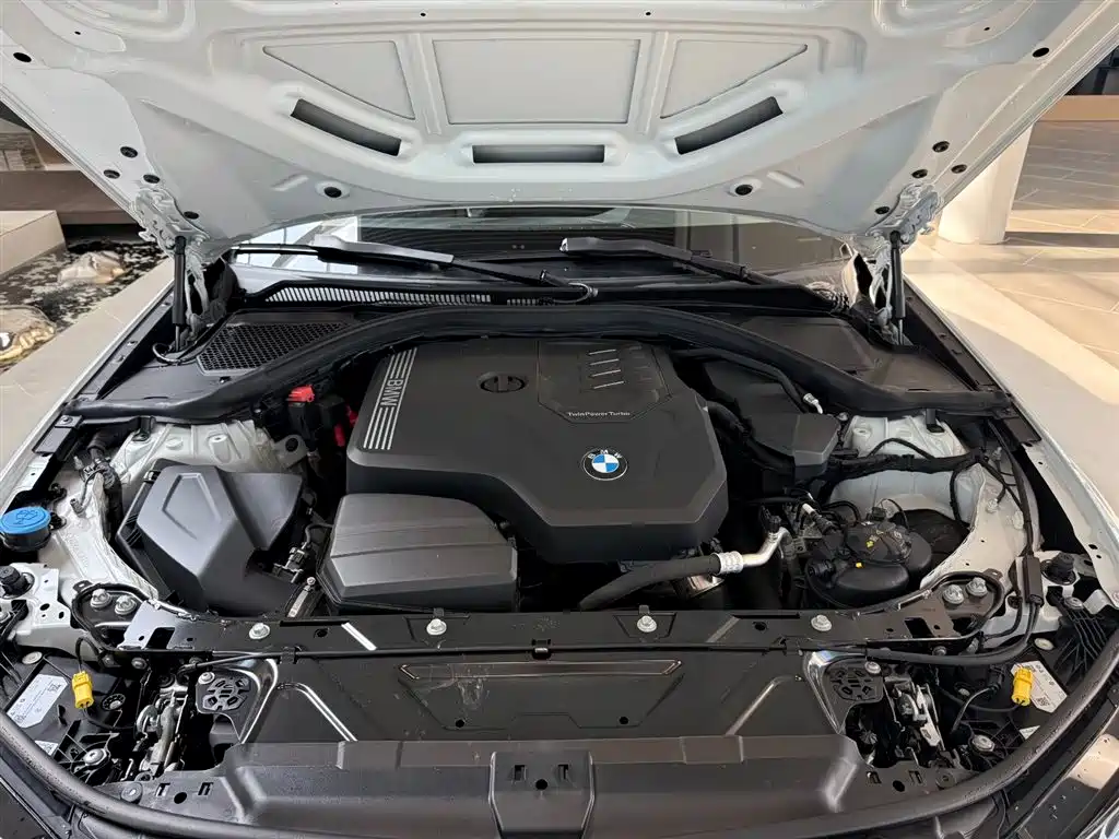BMW 3 Series 2024