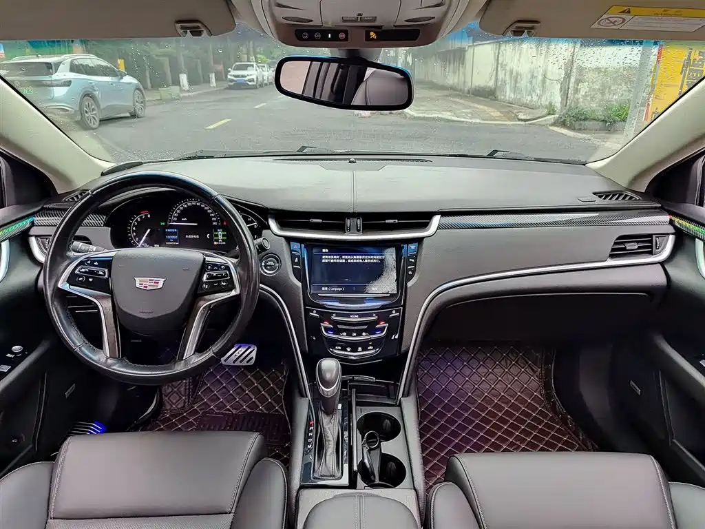 Cadillac XTS 2018 — фото 10