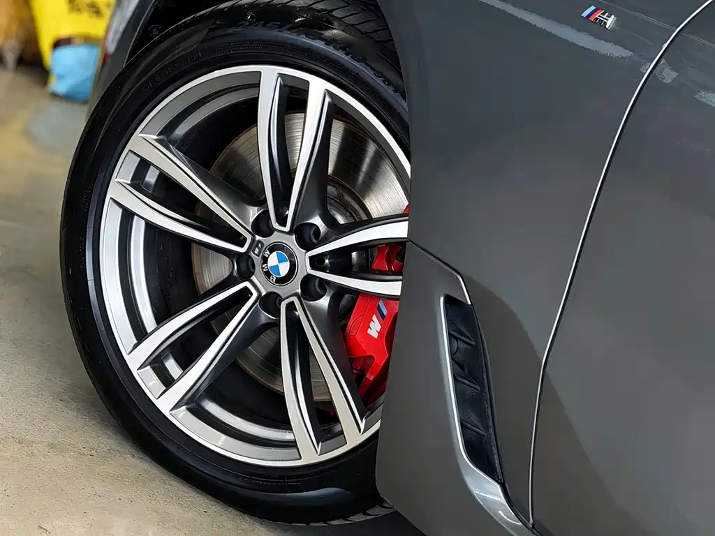 BMW 6 Series GT 2018 — фото 20