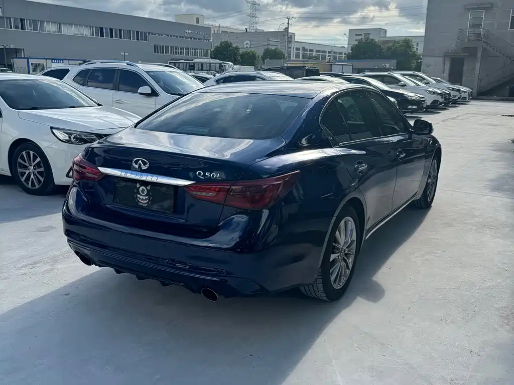 Infiniti Q50L 2019 — фото 14
