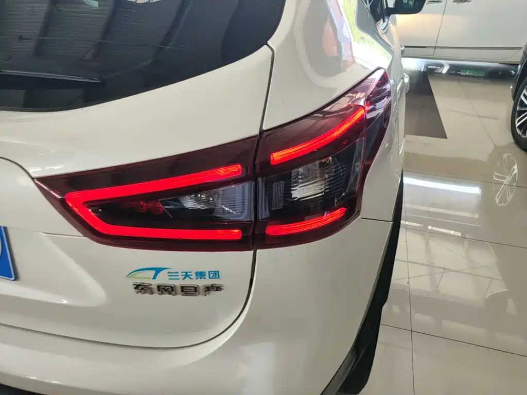 Nissan Qashqai 2023 — фото 8