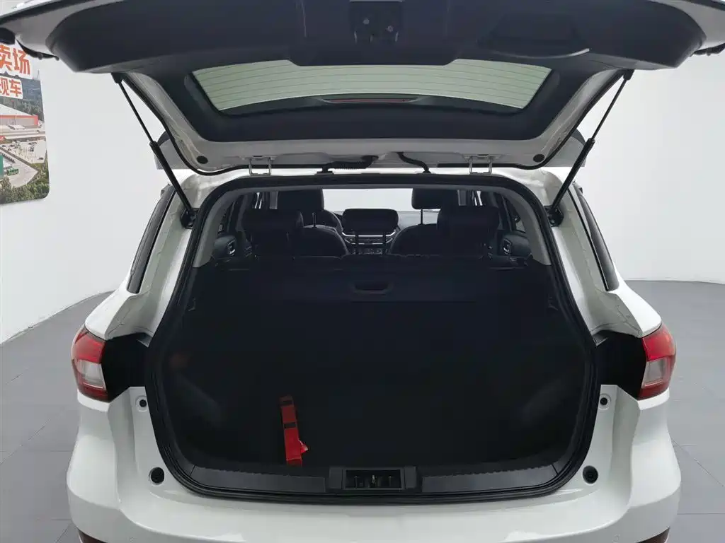 GAC Motor Trumpchi GS4 2016 — фото 16