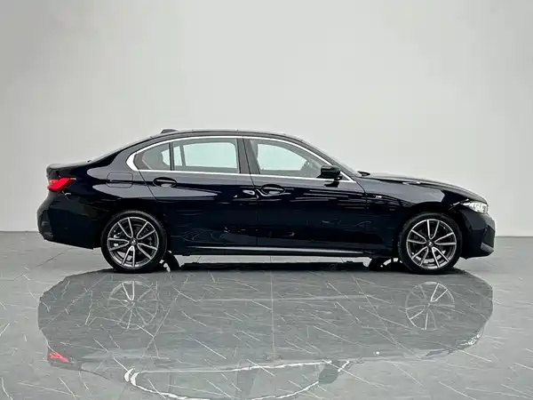 BMW 3 Series 2023