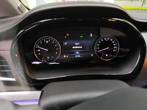 Buick GL8 2023
