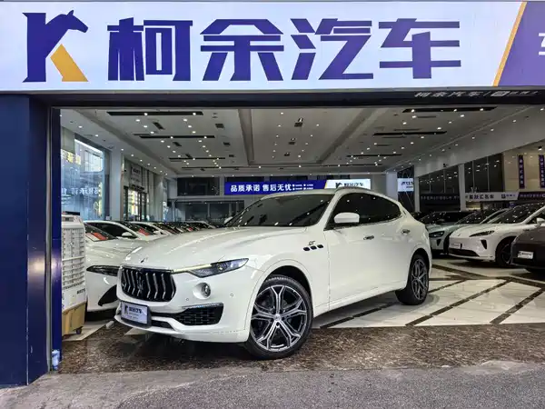 Maserati Levante 2022