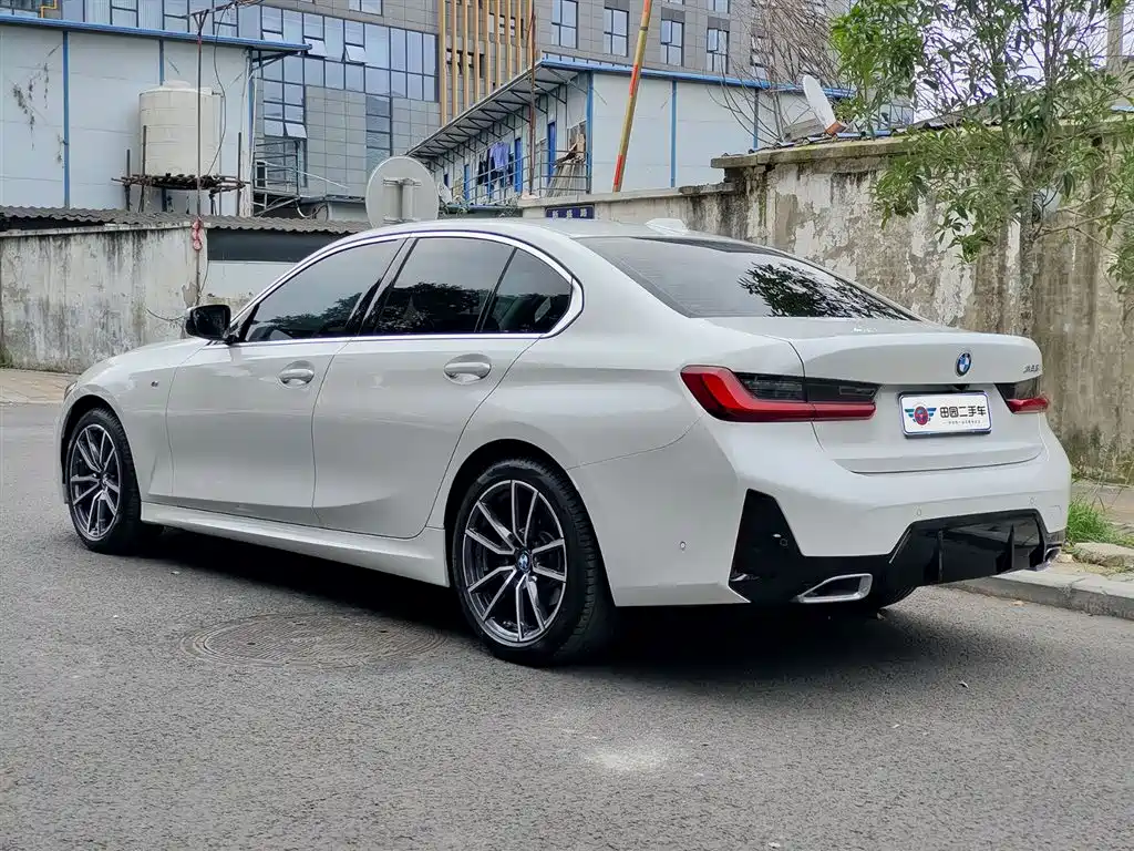 BMW 3 Series 2025
