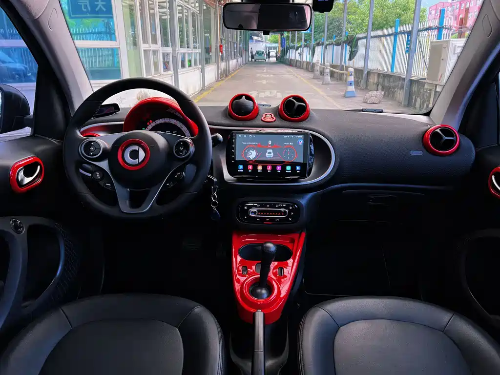 smart Fortwo 2017 — фото 8