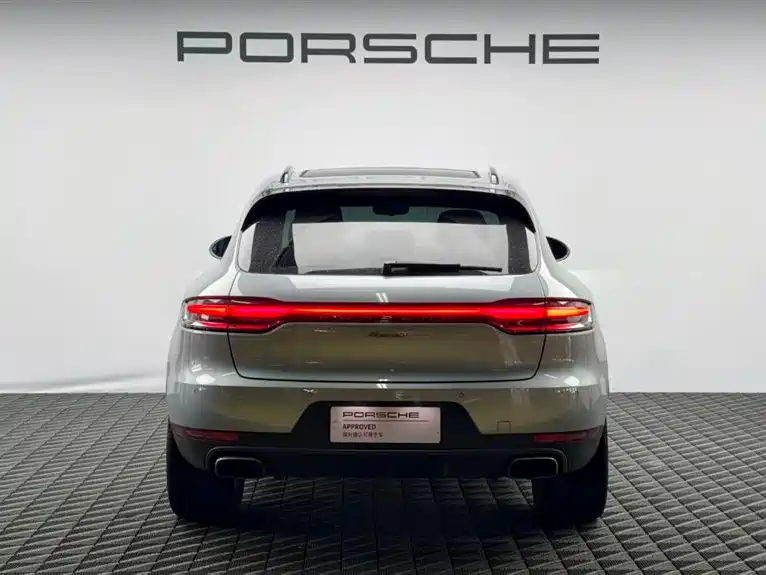 Porsche Macan 2020
