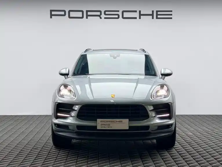 Porsche Macan 2020