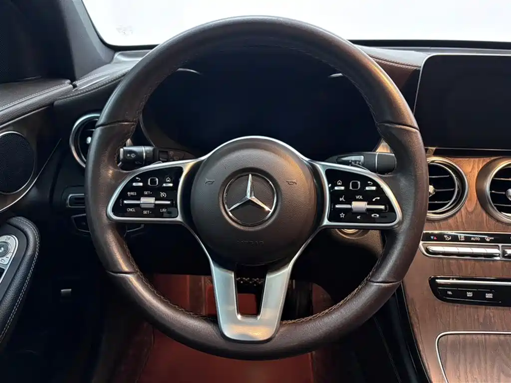Mercedes-Benz GLC 2020 — фото 9