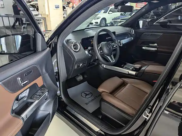 Mercedes-Benz GLB 2022
