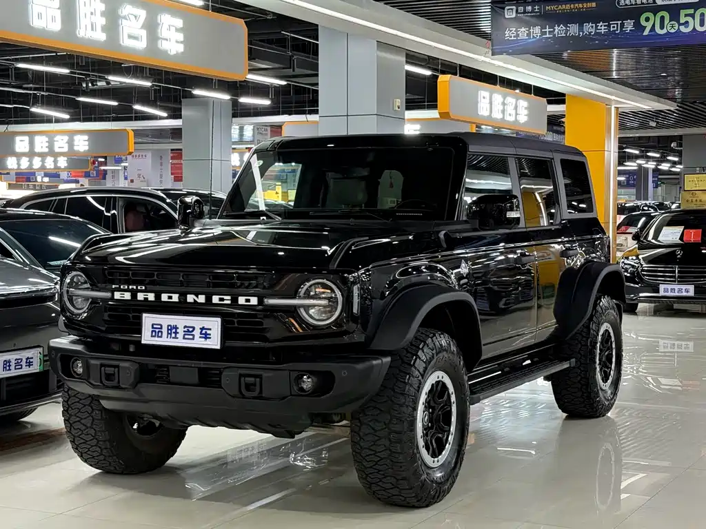 Ford Bronco 2025 — фото 1
