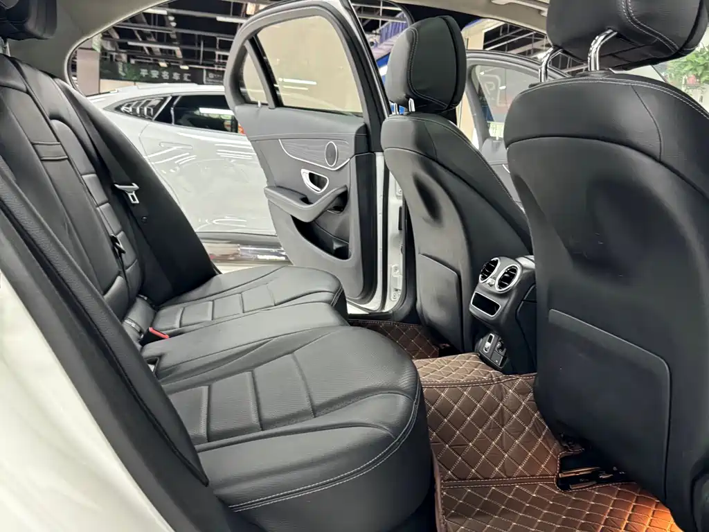 Mercedes-Benz C-Class 2021 — фото 19