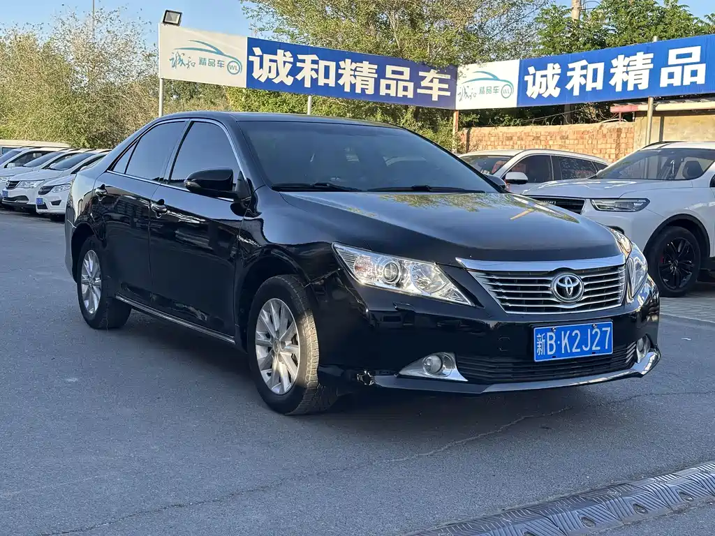 Toyota Camry 2012 — фото 3