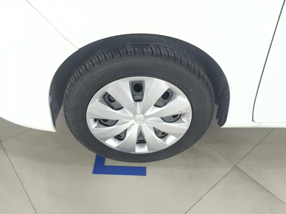 Toyota Yaris L 2016