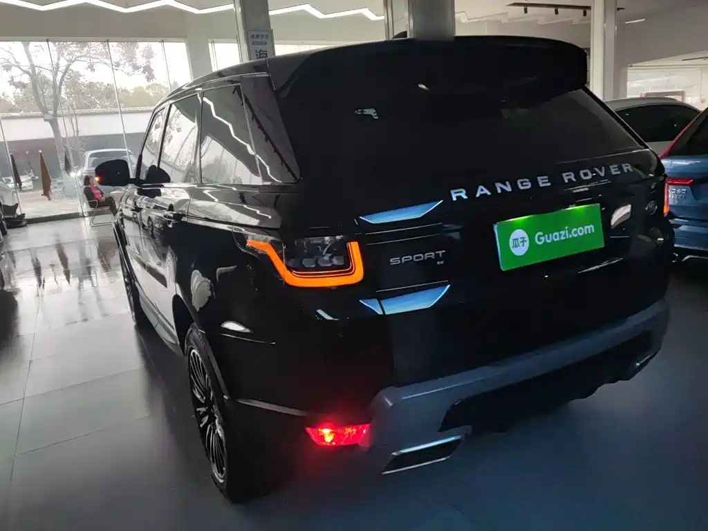 Land Rover Range Rover Sport 2021 — фото 23