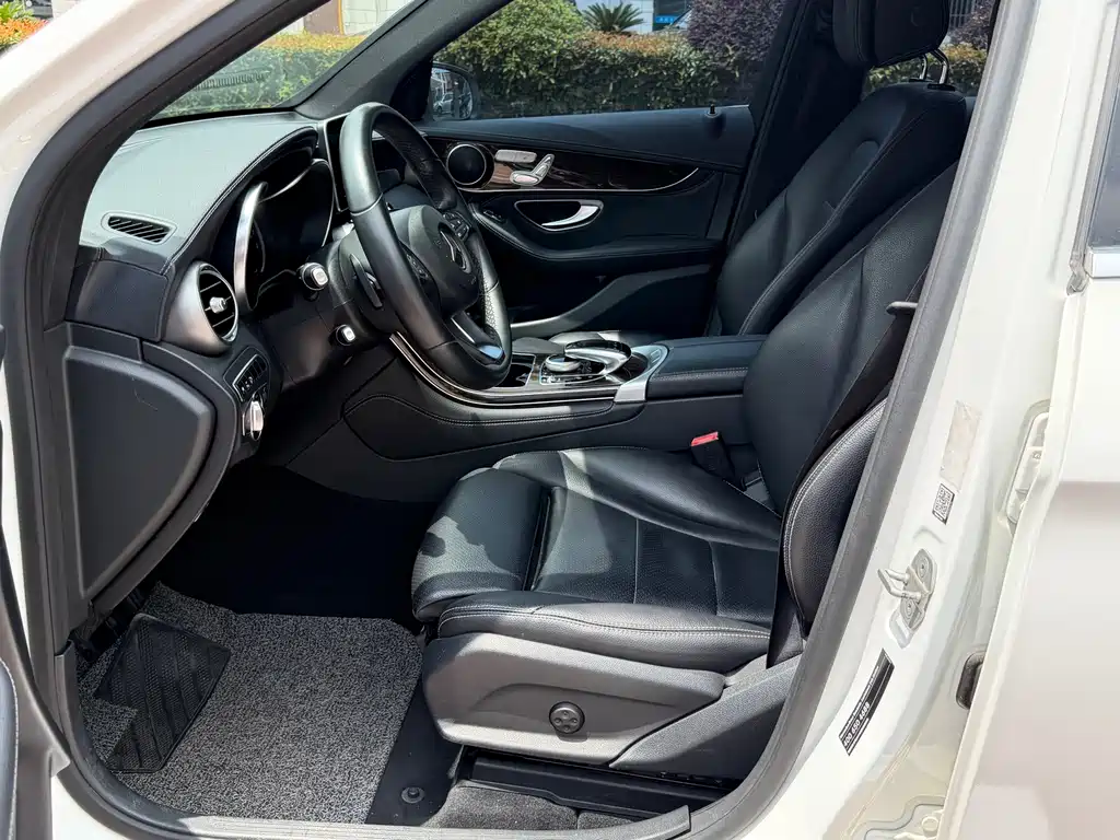 Mercedes-Benz GLC 2016
