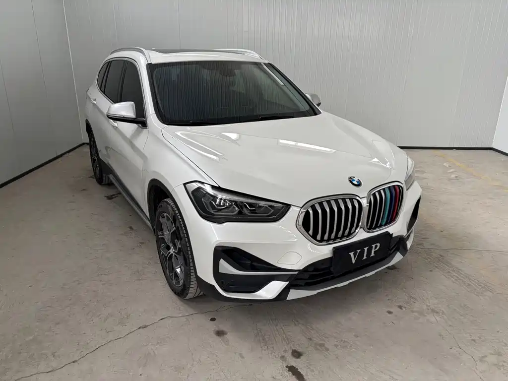 BMW X1 2022 — фото 2