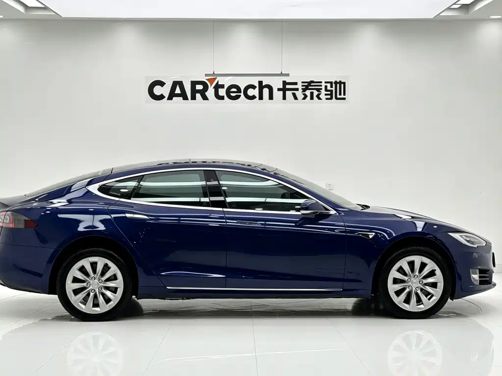 Tesla Model S 2018 — фото 4