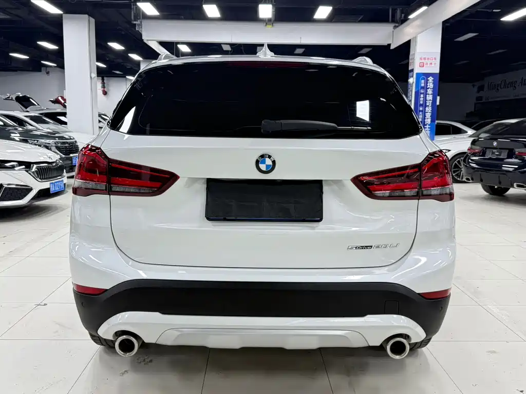 BMW X1 2022 — фото 6