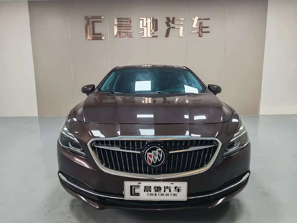 Buick LaCrosse 2018 — фото 2