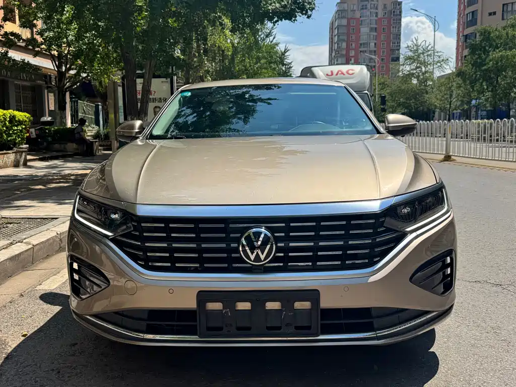 Volkswagen Passat 2022