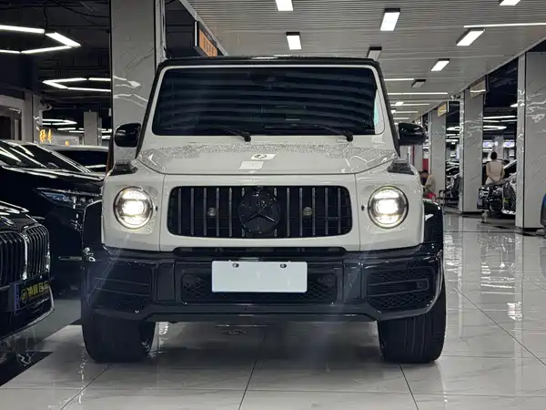 Mercedes-Benz G-Class 2023
