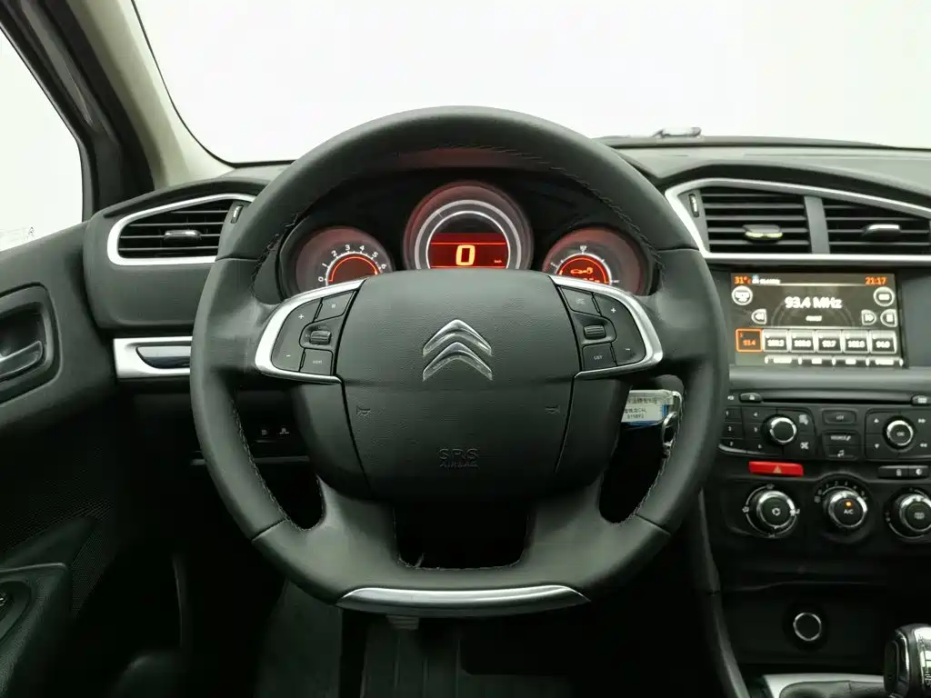 Citroën C4L 2014 — фото 11