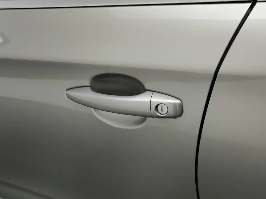Citroën C4L 2014 — фото 18