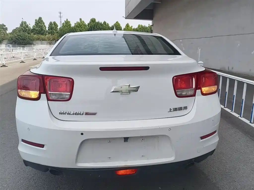 Chevrolet Malibu 2015 — фото 6
