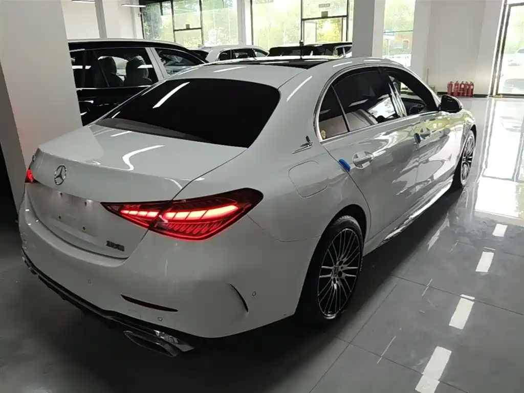 Mercedes-Benz C-Class 2022 — фото 7