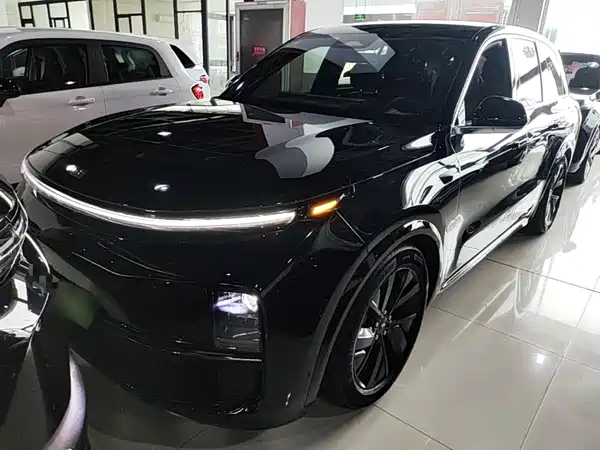 Li Auto L8 2023