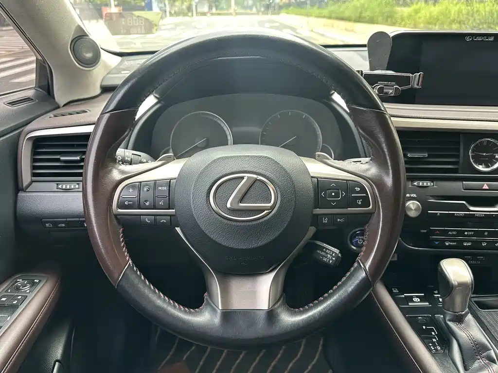 Lexus RX 2020 — фото 10