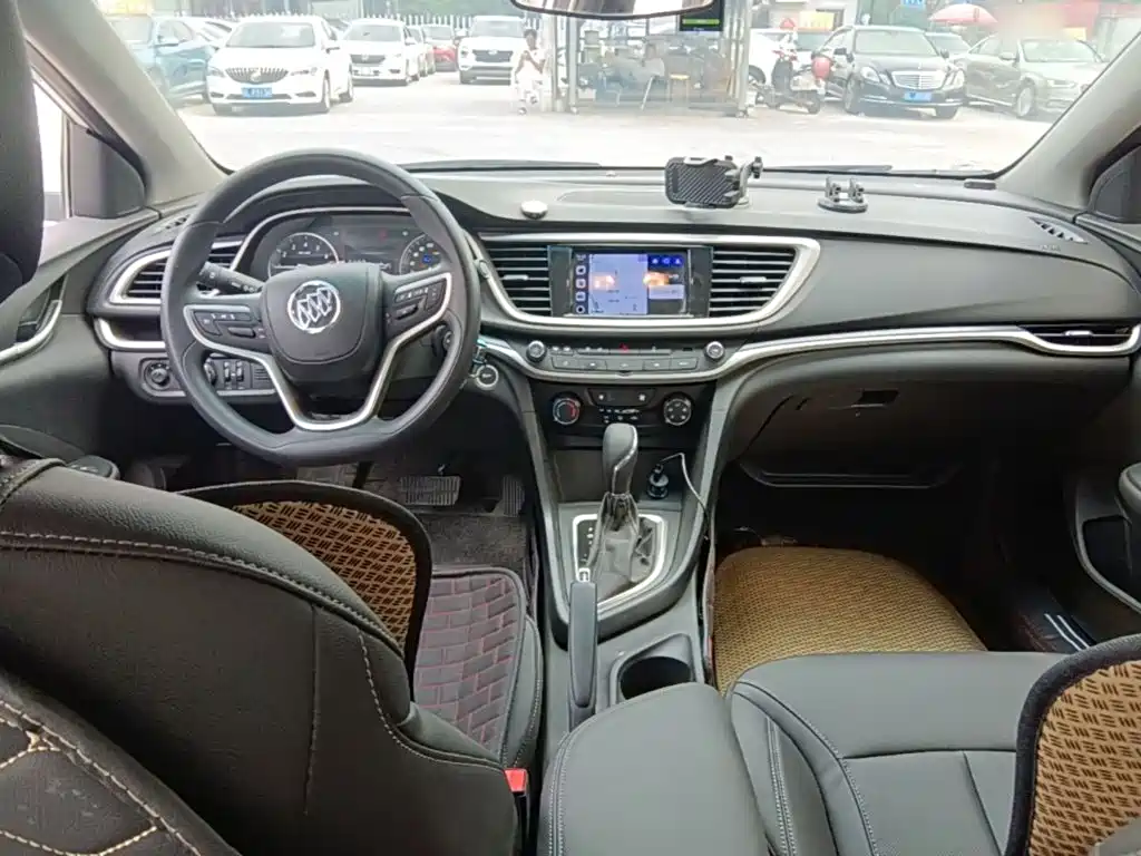 Buick Excelle 2020 — фото 10