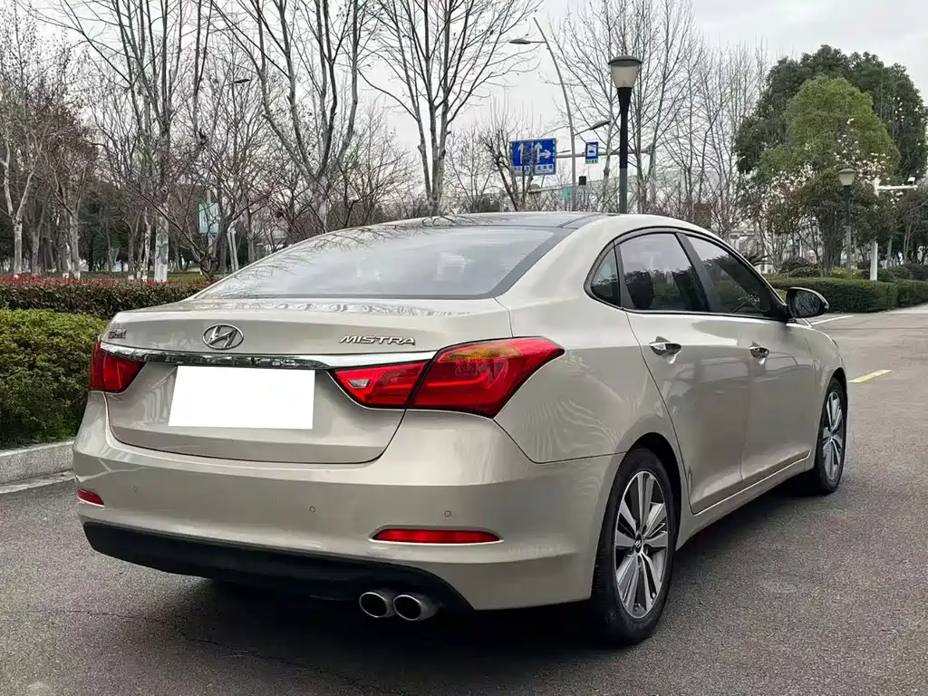 Hyundai Mistra 2014 — фото 7