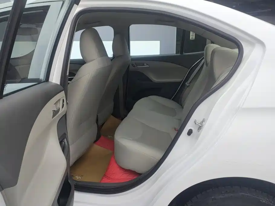 Chevrolet Sail 2015 — фото 11