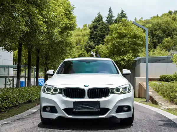BMW 3 Series GT 2021