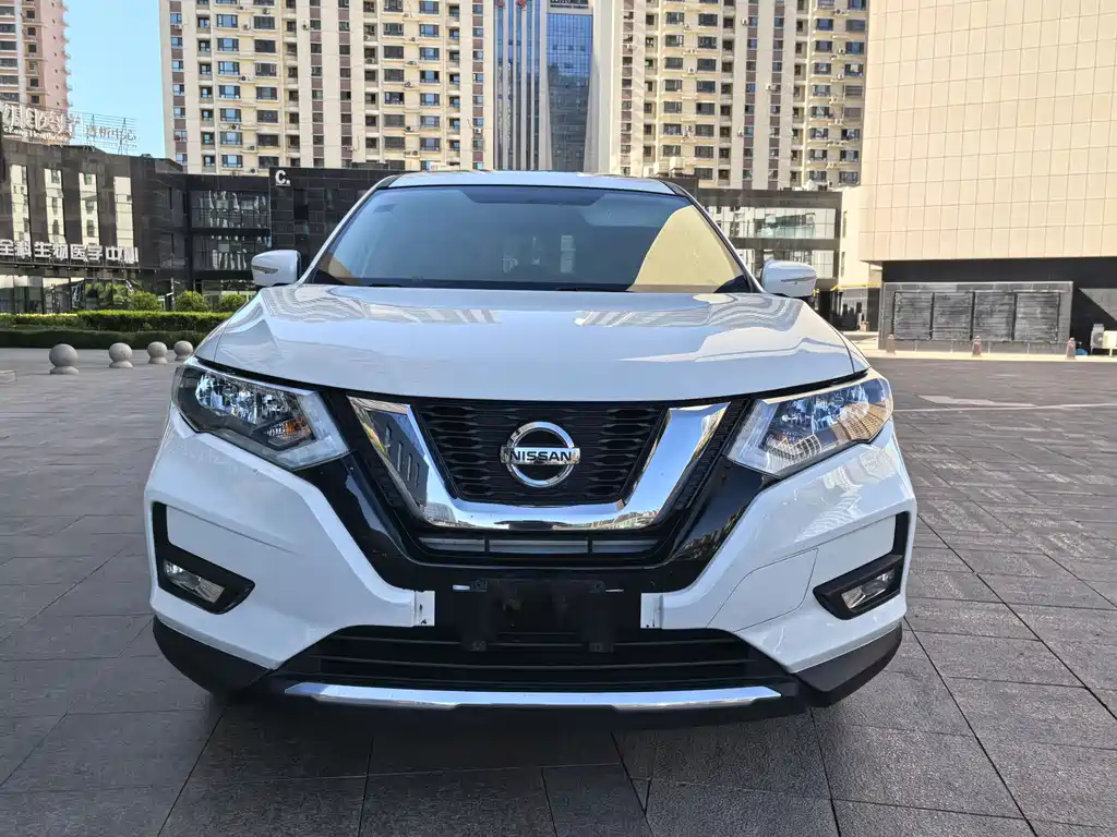 Nissan X-Trail 2017 — фото 2