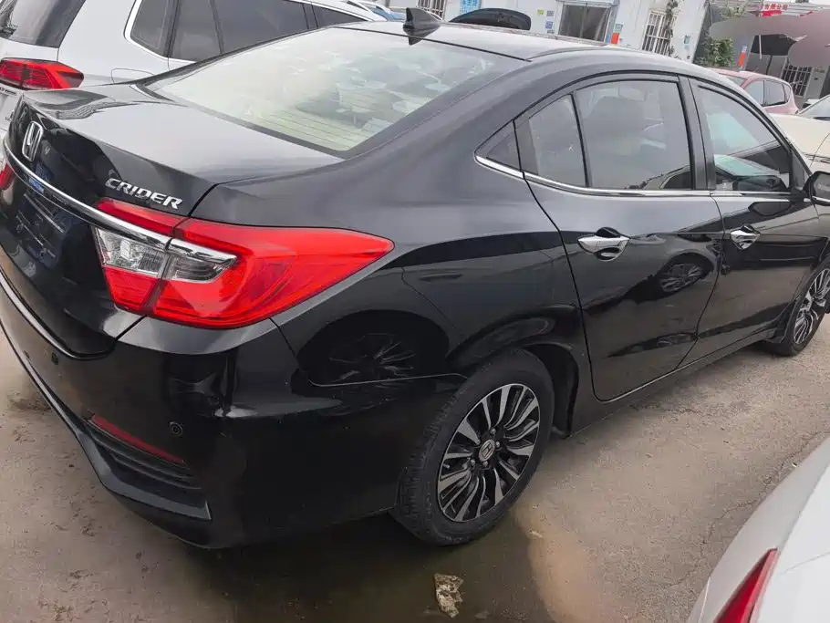 Honda Crider 2016